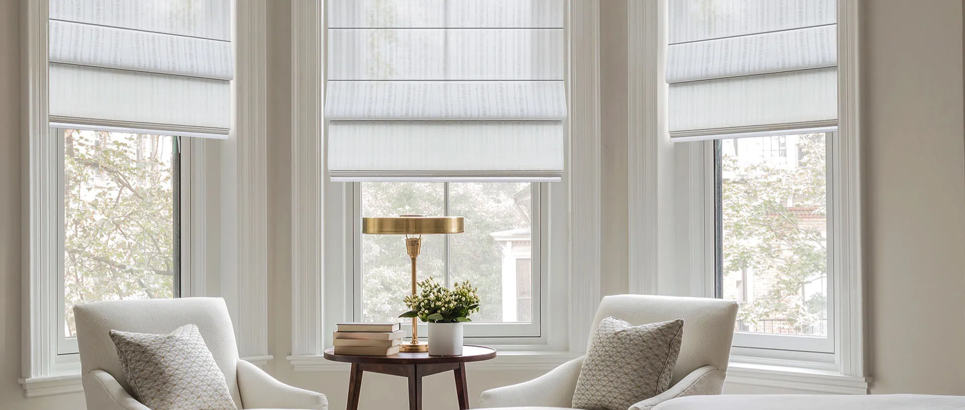 Luxury Roman Blinds for Appartments in Arjan